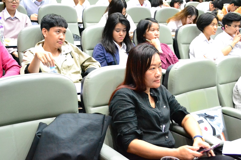 บรรยายพิเศษ การออกแบบผลิตภัณฑ์ในญี่ปุ่นและการนำเสนองานออกแบบผลิตภัณฑ์