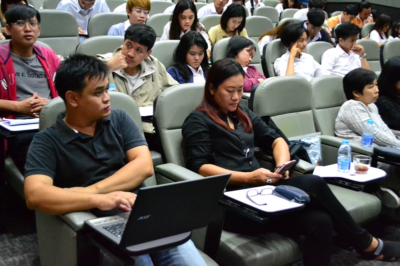 บรรยายพิเศษ การออกแบบผลิตภัณฑ์ในญี่ปุ่นและการนำเสนองานออกแบบผลิตภัณฑ์