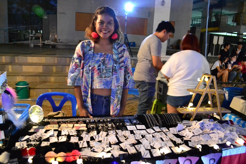 เทศกาลของขวัญและดนตรี ประจำปีการศึกษา 2559  