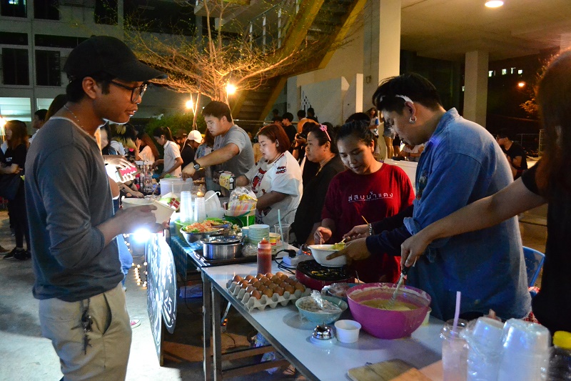 เทศกาลของขวัญและดนตรี ประจำปีการศึกษา 2559  