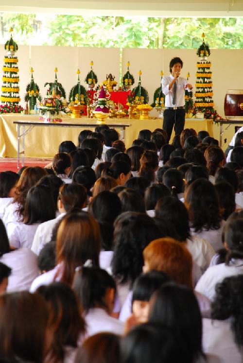 พิธีไหว้ครูและครอบครู ปีการศึกษา 2551