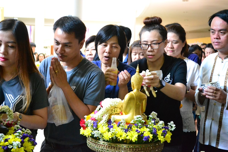 งานประเพณีสงกรานต์มหาวิทยาลัยนเรศวร