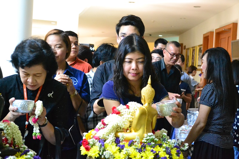 งานประเพณีสงกรานต์มหาวิทยาลัยนเรศวร