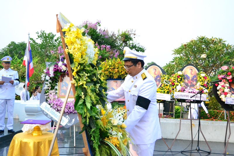 พิธีถวายพวงมาลา เนื่องในวันคล้ายวันสวรรคต สมเด็จพระนเรศวรมหาราช