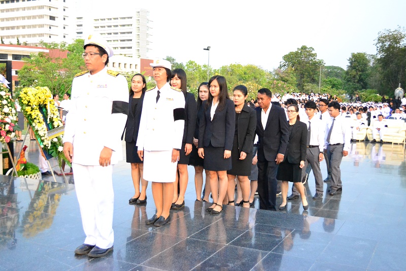 พิธีถวายพวงมาลา เนื่องในวันคล้ายวันสวรรคต สมเด็จพระนเรศวรมหาราช