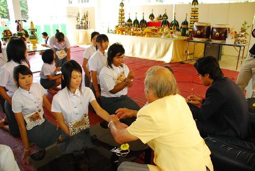 พิธีไหว้ครูและครอบครู ปีการศึกษา 2551