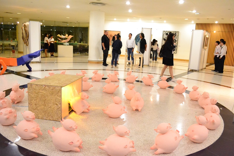 นิทรรศการศิลปกรรม ครั้งที่ 15 “MID MILE  ART THESIS EXHIBITION” (สาขาวิชาการออกแบบสื่อนวัตกรรมและสาขาวิชาออกแบบทัศนศิลป์)