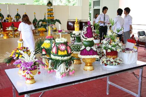 พิธีไหว้ครูและครอบครู ปีการศึกษา 2551