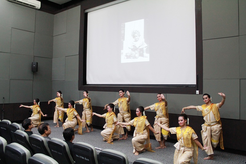งานประชุมวิชาการและงานสร้างสรรค์“ศิลปะ สถาปัตยกรรม: วิจัยและงานสร้างสรรค์ ครั้งที่ 3” ในการประชุมวิชาการระดับชาตินเรศวรวิจัย ครั้งที่ 13  