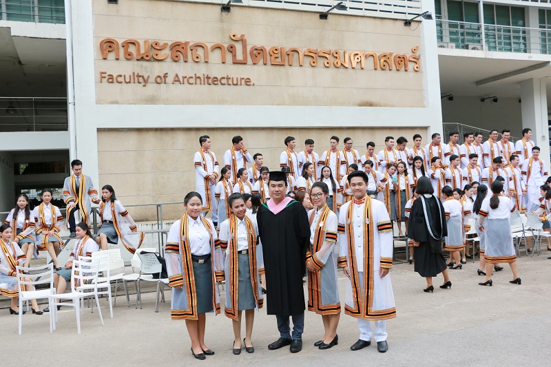 พิธีพระราชทานปริญญาบัตรประจำปีการศึกษา 2559
