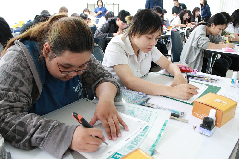 บรรยายพิเศษ และกิจกรรม workshop "การเรียนรู้เทคนิคพิเศษของมังงะ" 