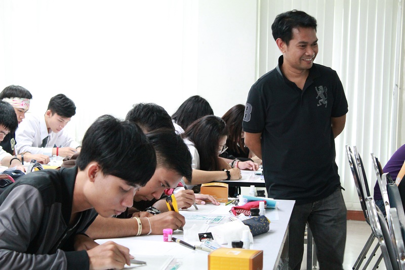 บรรยายพิเศษ และกิจกรรม workshop "การเรียนรู้เทคนิคพิเศษของมังงะ" 