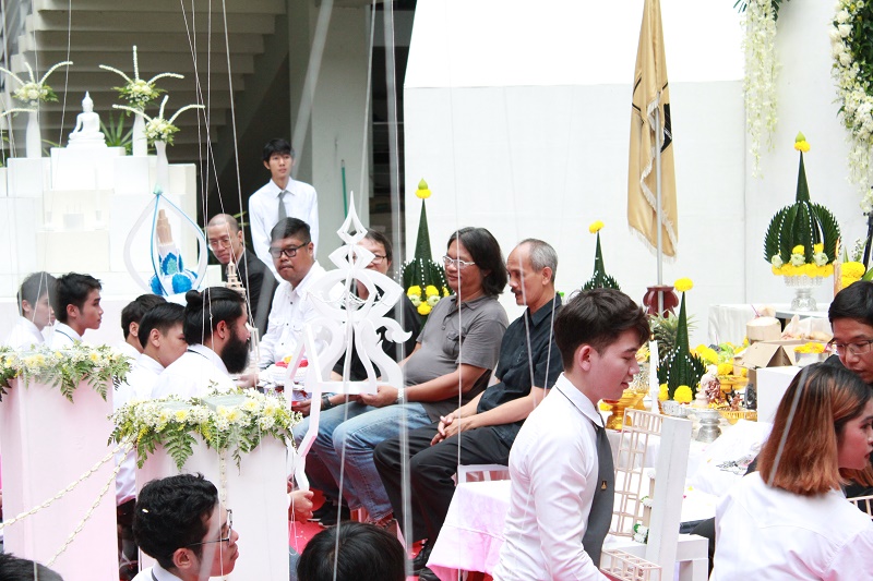 พิธีไหว้ครูและครอบครู ประจำปีการศึกษา 2560